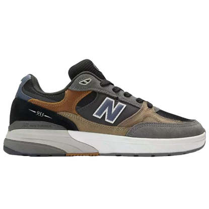 NEW BALANCE NM933 GREY (MLT) 44,5